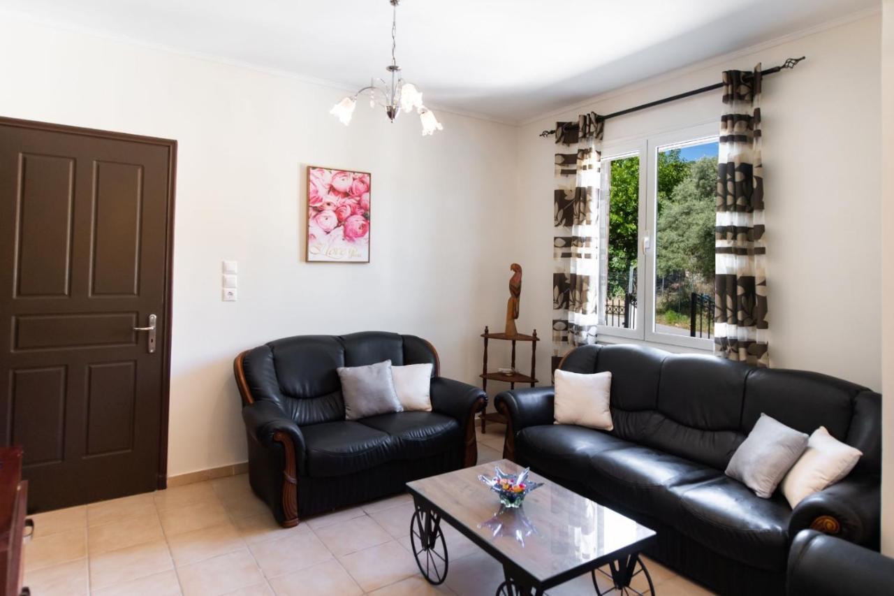 Irinis House Villa Komílion Dış mekan fotoğraf